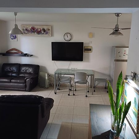 Appartamento Kapary Paralimni Esterno foto